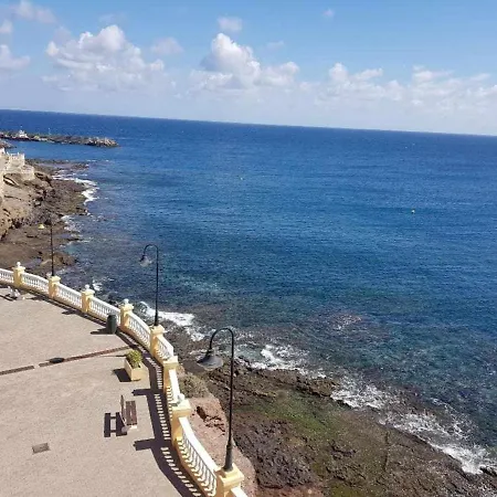 Primera Linea Con Amplia Terraza * ميلينارا