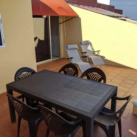 Primera Linea Con Amplia Terraza * 梅莱纳拉